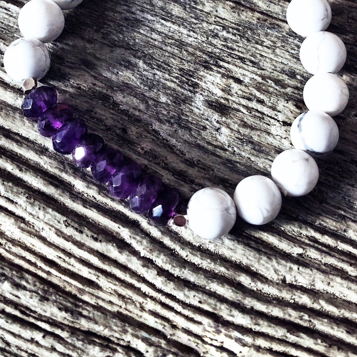 Bracelet Howlite & Améthyste - L'Oeil Astral Boutique Bracelet Howlite & Améthyste - L'Oeil Astral Boutique